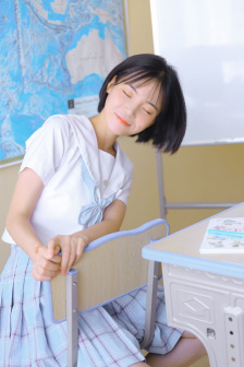 哺乳儿媳小雪